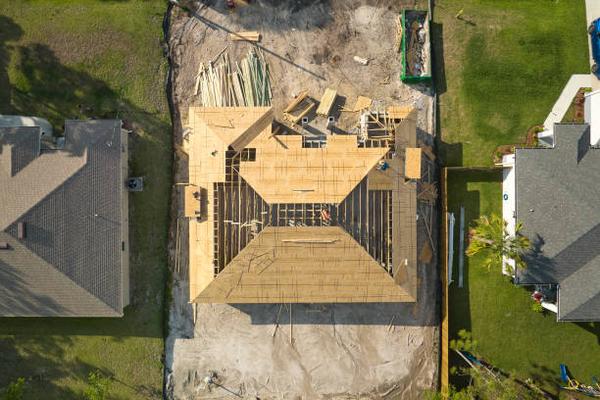 From Start to Finish: A Day in the Life of a Roofing Installation Contractor